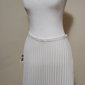 Barami pleated skirt, white